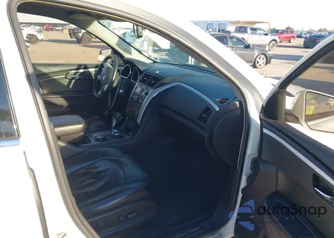 2009 Chevrolet Traverse Lt z USA, uszkodzony, nr VIN 1GNER23D39S144656